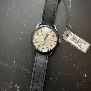 Nixon for Barneys New York C39 ( Limited Edition)